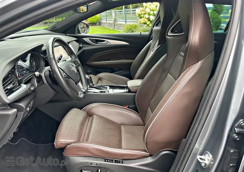 OPEL Insignia 2.0 T 4x4 GSi S&S