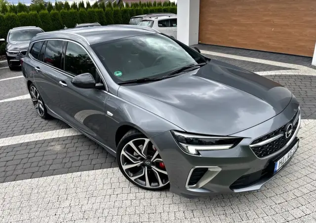 OPEL Insignia 2.0 T 4x4 GSi S&S
