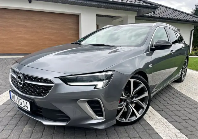 OPEL Insignia 2.0 T 4x4 GSi S&S