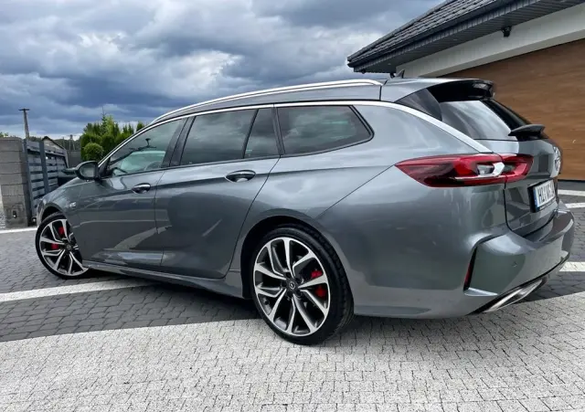 OPEL Insignia 2.0 T 4x4 GSi S&S