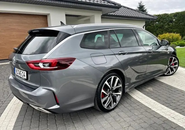 OPEL Insignia 2.0 T 4x4 GSi S&S