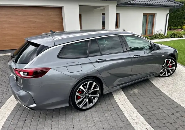 OPEL Insignia 2.0 T 4x4 GSi S&S