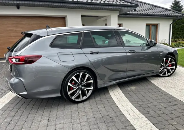 OPEL Insignia 2.0 T 4x4 GSi S&S