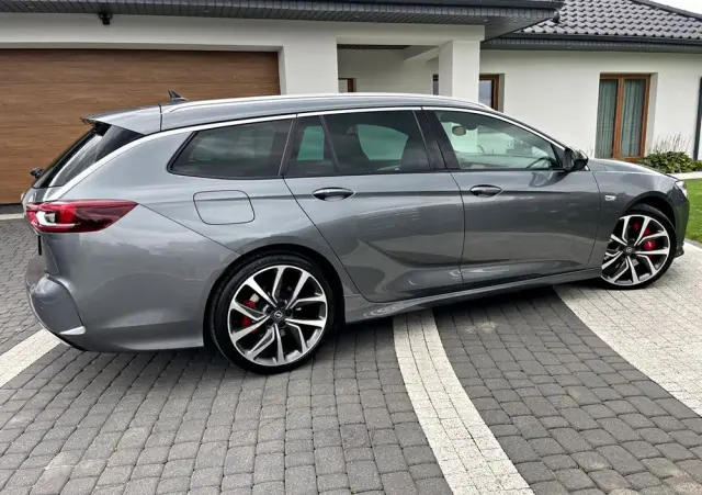 OPEL Insignia 2.0 T 4x4 GSi S&S
