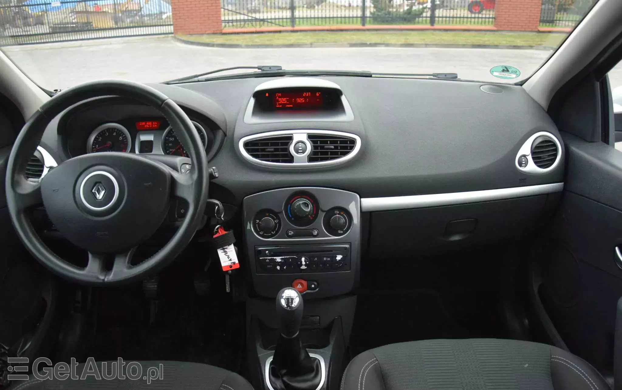 RENAULT Clio TCe 100 Grandtour Dynamique