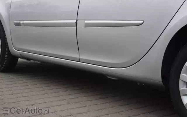 RENAULT Clio TCe 100 Grandtour Dynamique