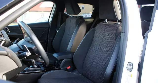 DS AUTOMOBILES DS 3 Crossback DS3 PureTech 130 Performance Line