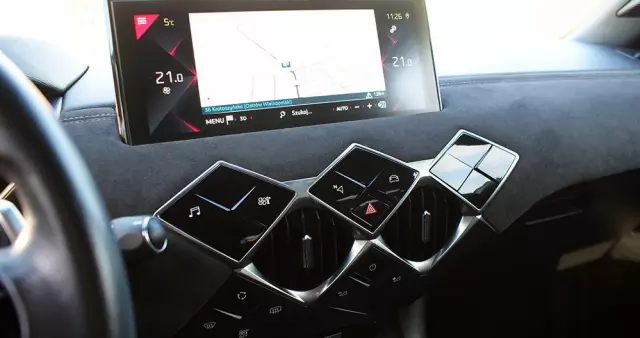 DS AUTOMOBILES DS 3 Crossback DS3 PureTech 130 Performance Line