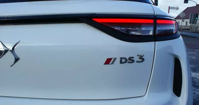 DS AUTOMOBILES DS 3 Crossback DS3 PureTech 130 Performance Line