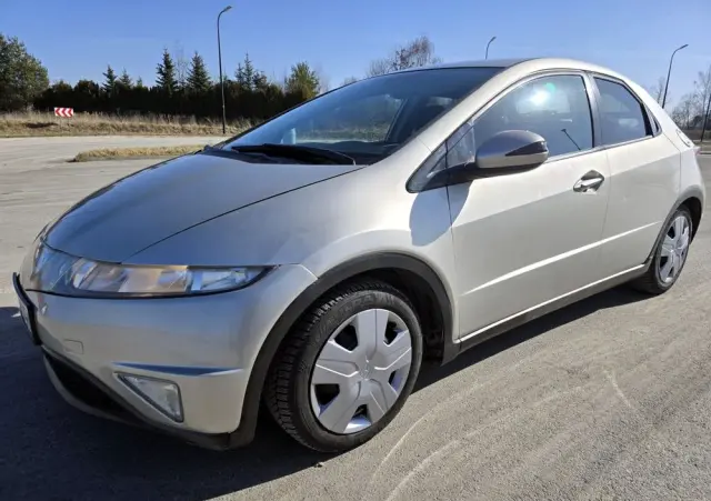 HONDA Civic 1.4i-DSi Sport