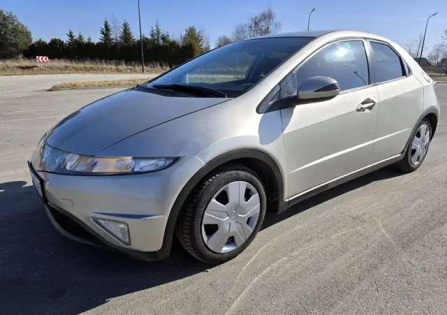 HONDA Civic 1.4i-DSi Sport