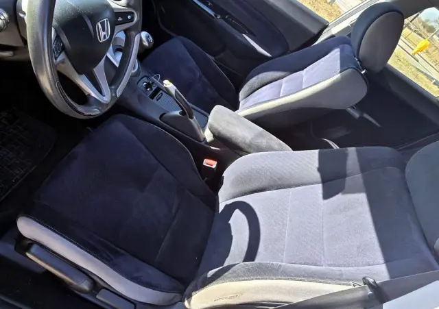 HONDA Civic 1.4i-DSi Sport