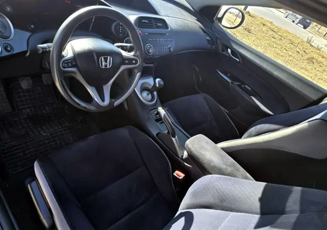 HONDA Civic 1.4i-DSi Sport