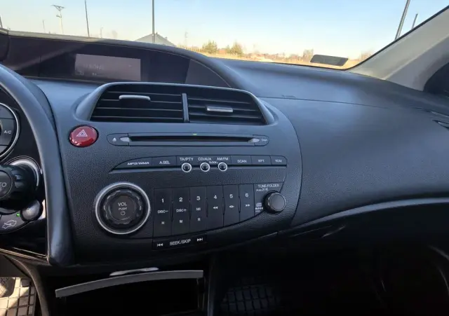 HONDA Civic 1.4i-DSi Sport