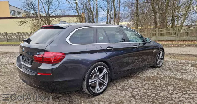 BMW Seria 5 520d Touring Modern Line