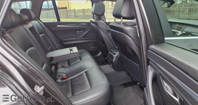 BMW Seria 5 520d Touring Modern Line