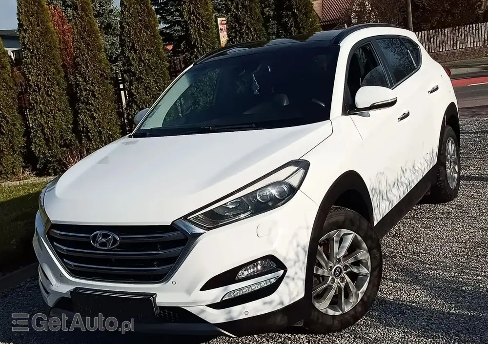 HYUNDAI Tucson 