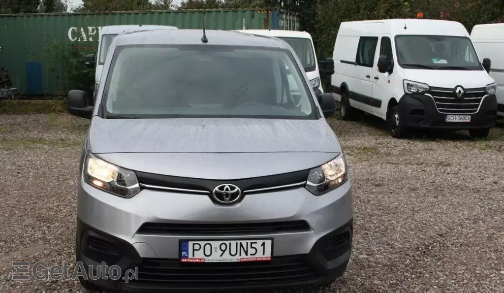 TOYOTA Proace 