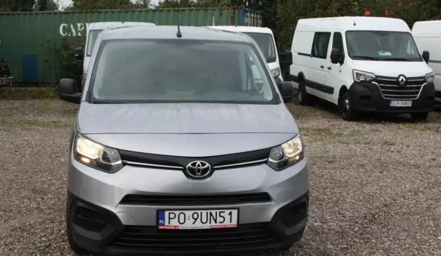 TOYOTA Proace 