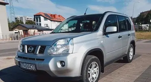 NISSAN X-Trail SE 4WD
