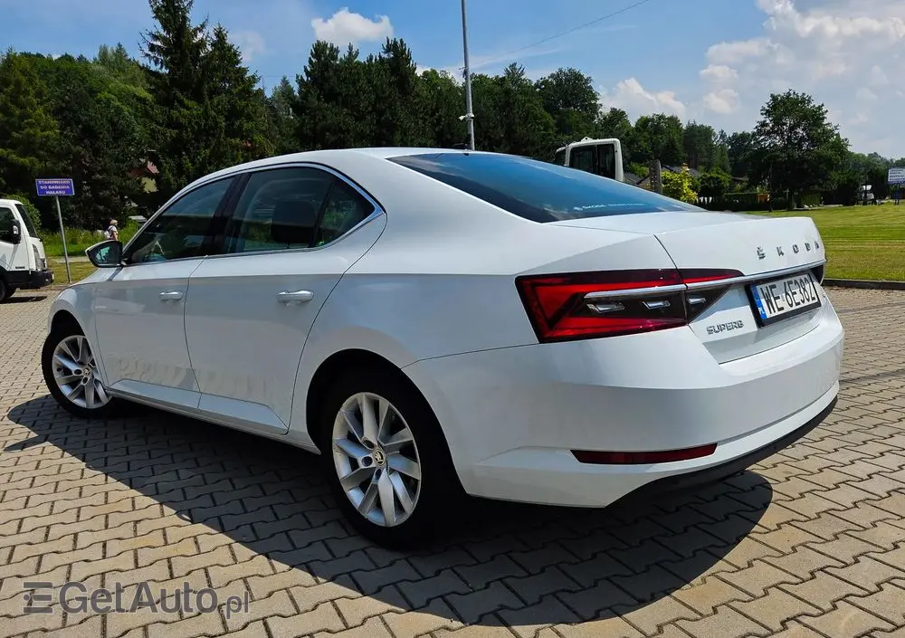 SKODA Superb 2.0 TDI SCR 4x4 Style DSG