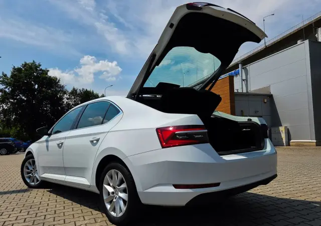 SKODA Superb 2.0 TDI SCR 4x4 Style DSG