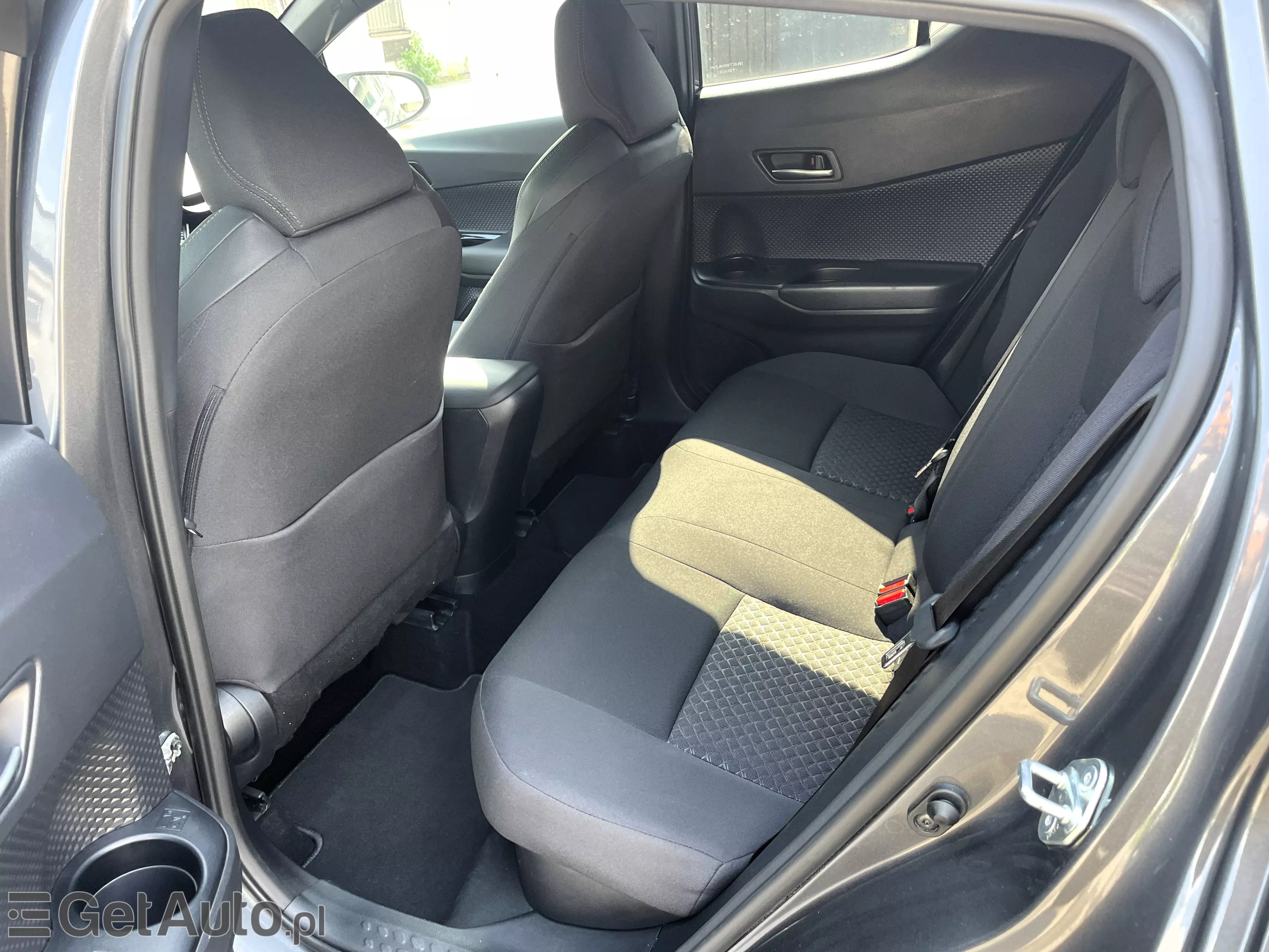 TOYOTA C-HR Style CVT