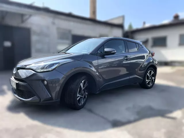 TOYOTA C-HR Style CVT