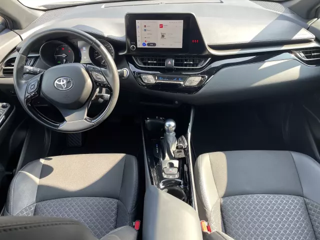 TOYOTA C-HR Style CVT