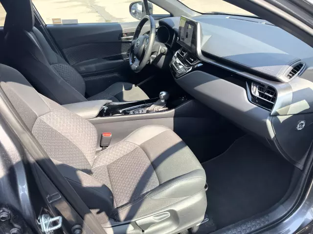 TOYOTA C-HR Style CVT