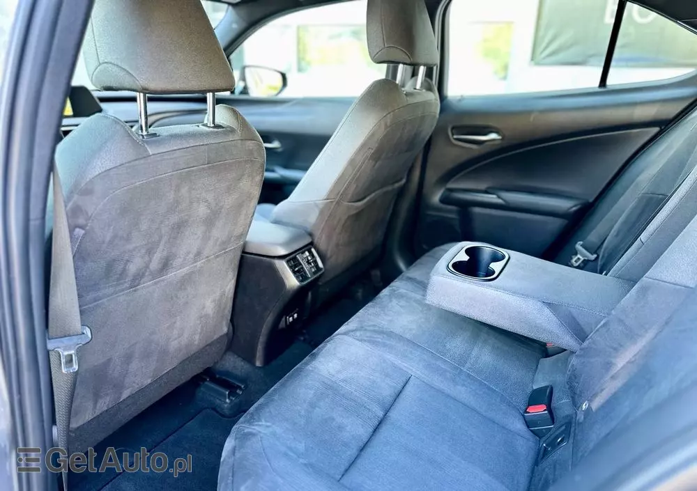 LEXUS UX 250h Business Edition