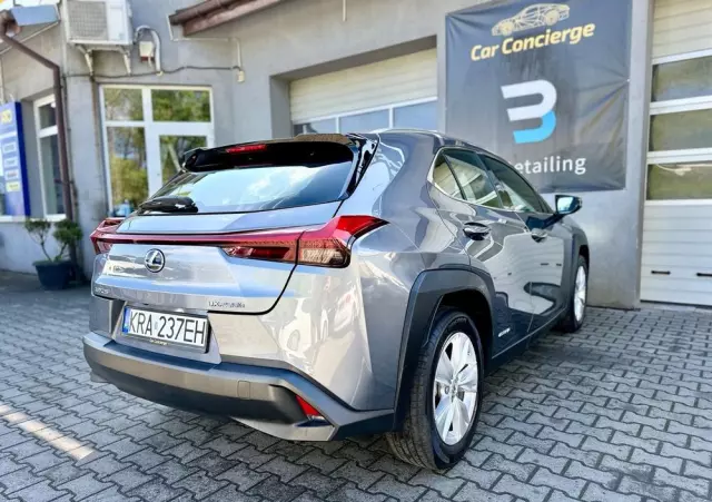 LEXUS UX 250h Business Edition