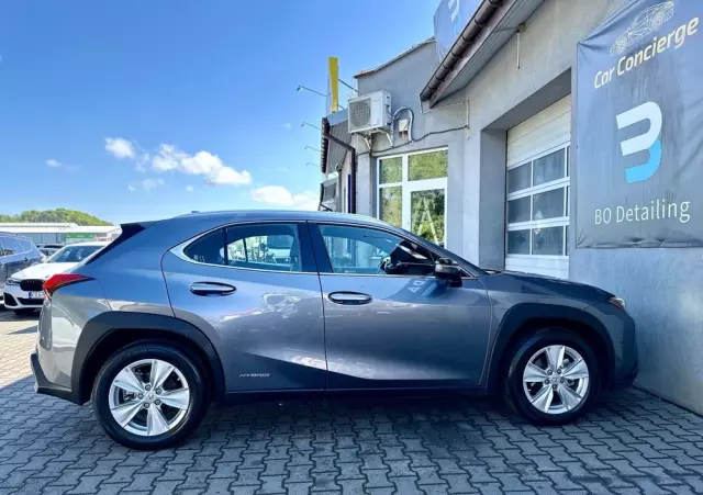LEXUS UX 250h Business Edition