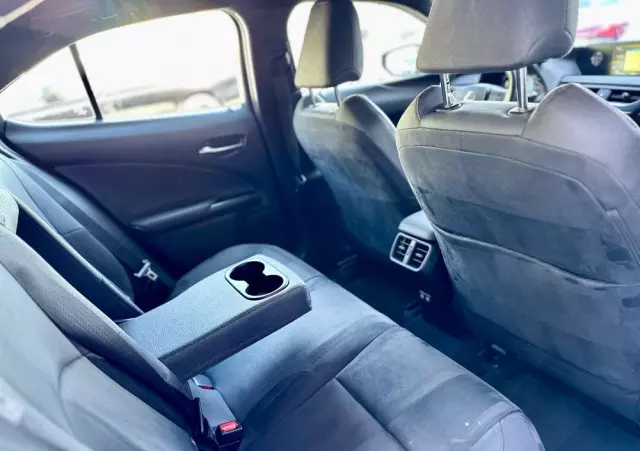 LEXUS UX 250h Business Edition