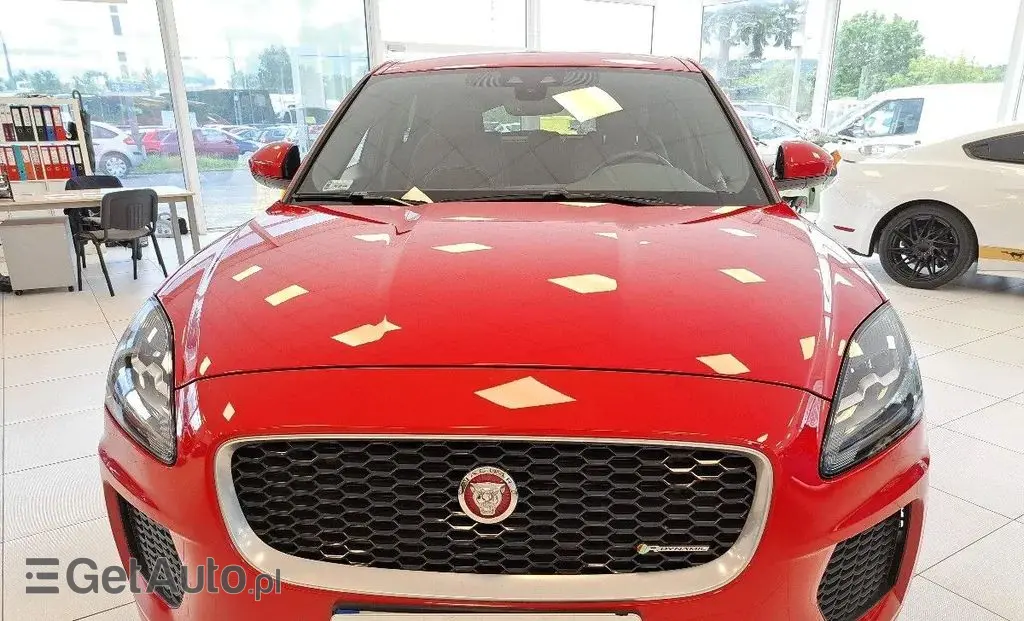 JAGUAR E-Pace 