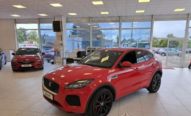 JAGUAR E-Pace 