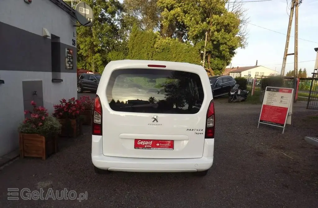 PEUGEOT Partner 