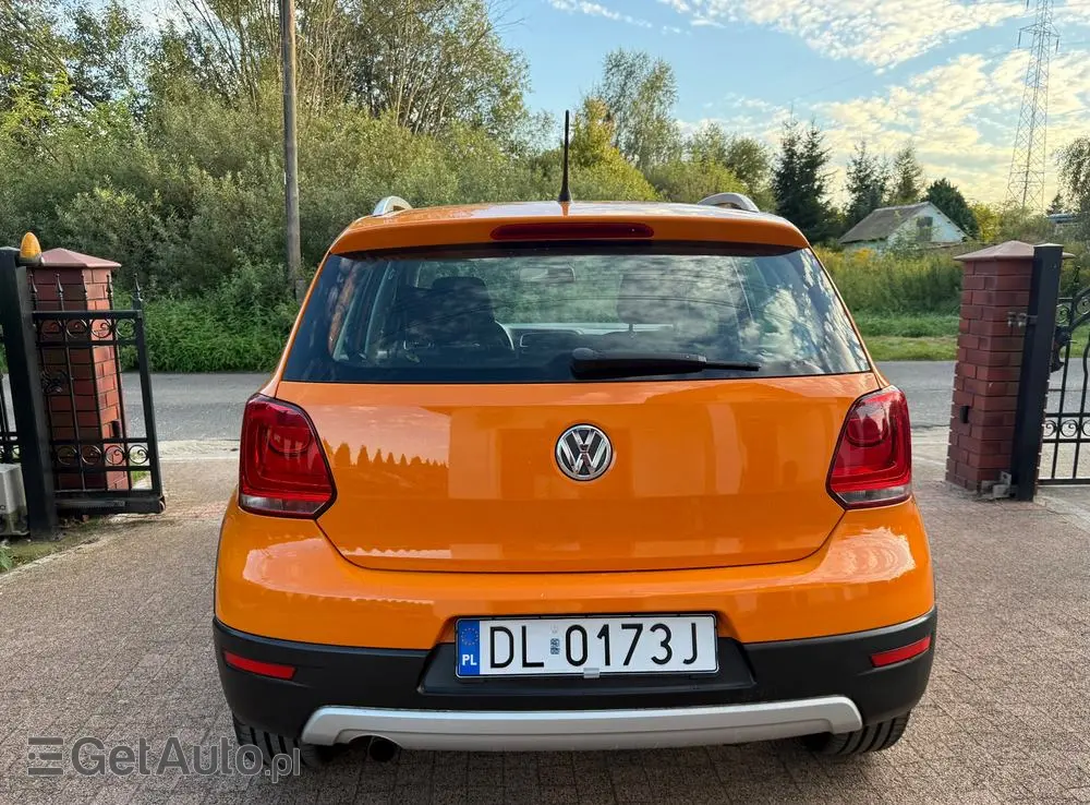 VOLKSWAGEN Polo Cross 
