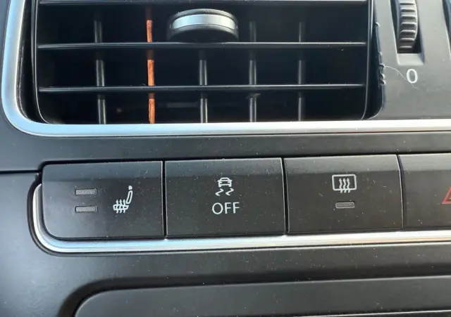 VOLKSWAGEN Polo Cross 