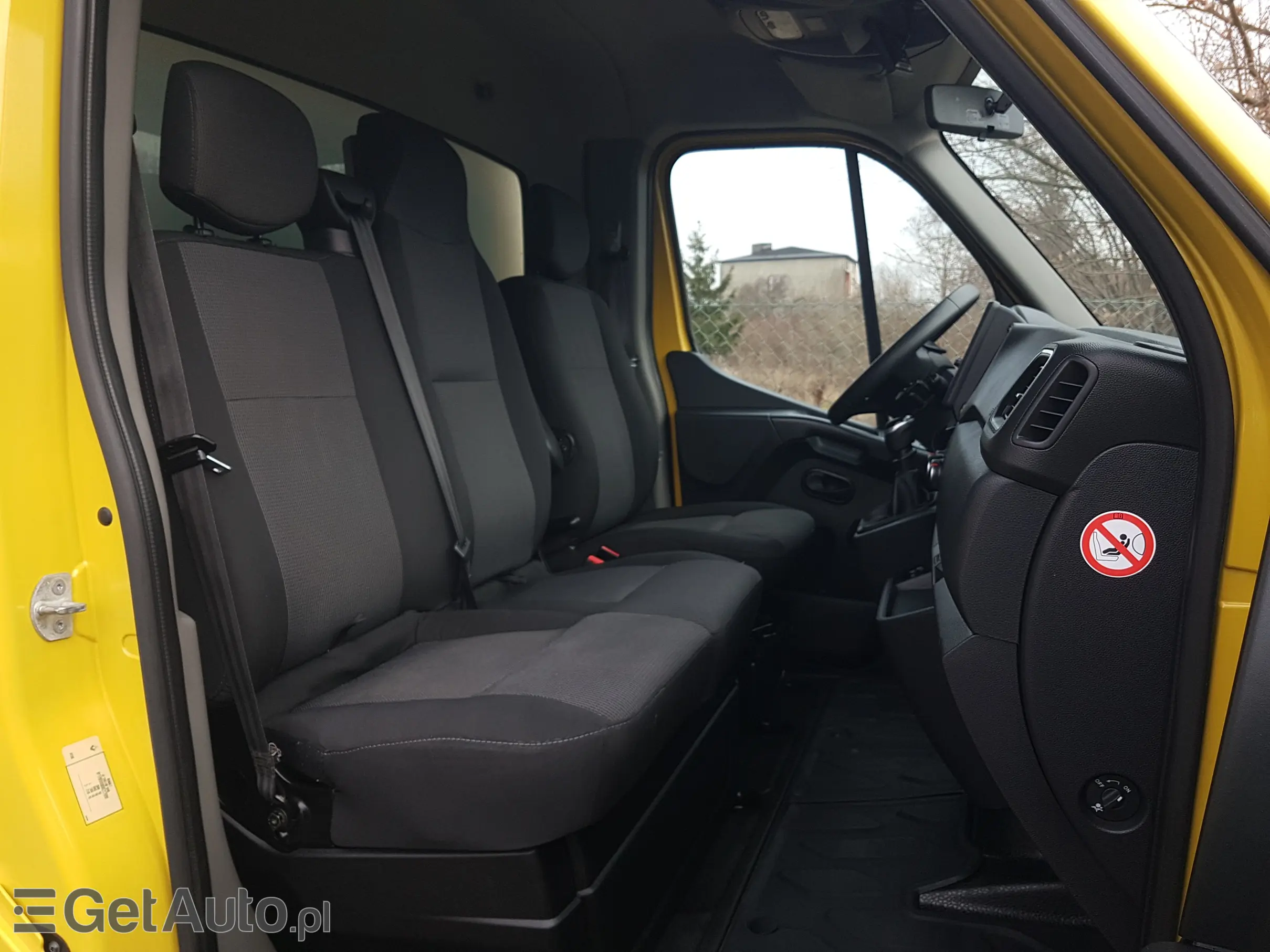 RENAULT Master FWD 8EP KONTENER 4,22x2,23x2,24 KLIMA MANUAL 6-BIEGÓ