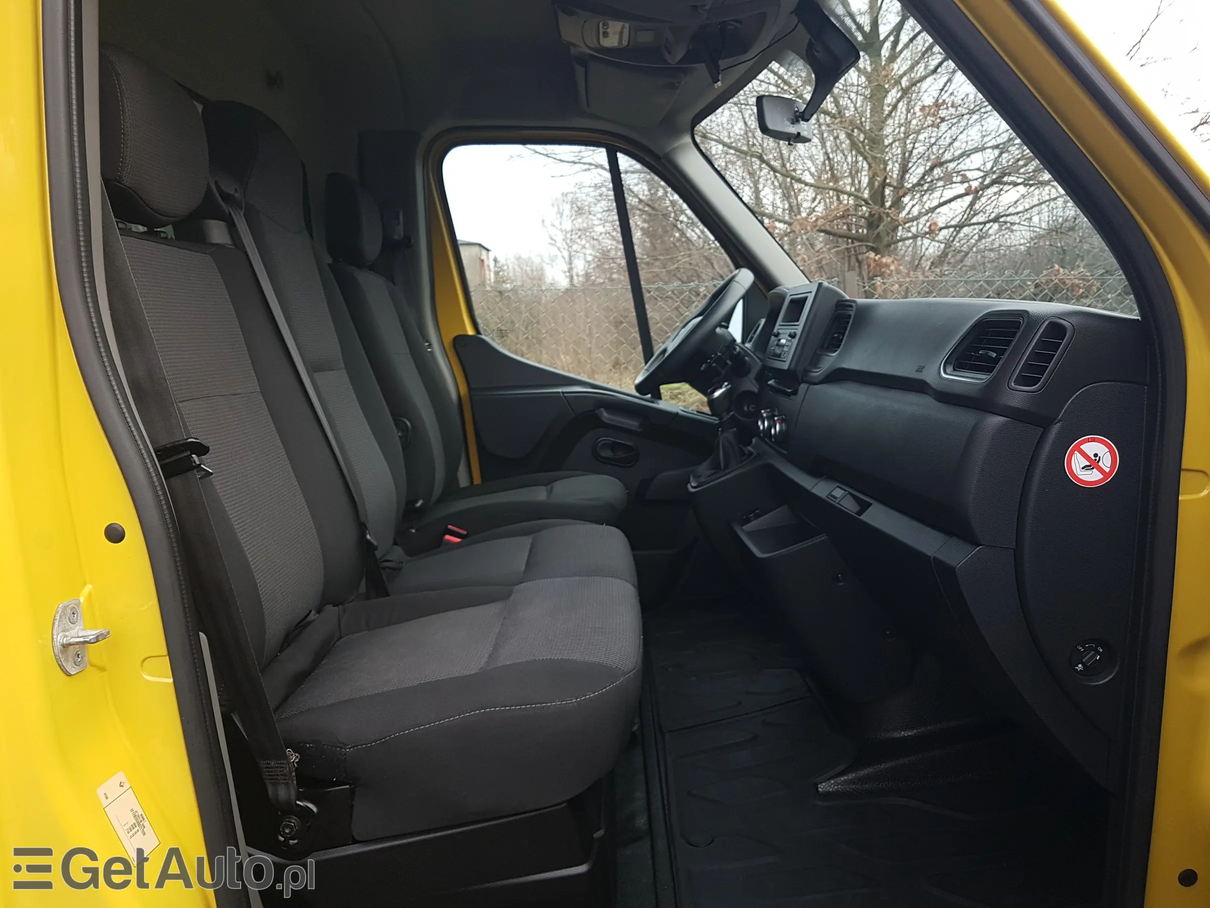RENAULT Master FWD 8EP KONTENER 4,22x2,23x2,24 KLIMA MANUAL 6-BIEGÓ