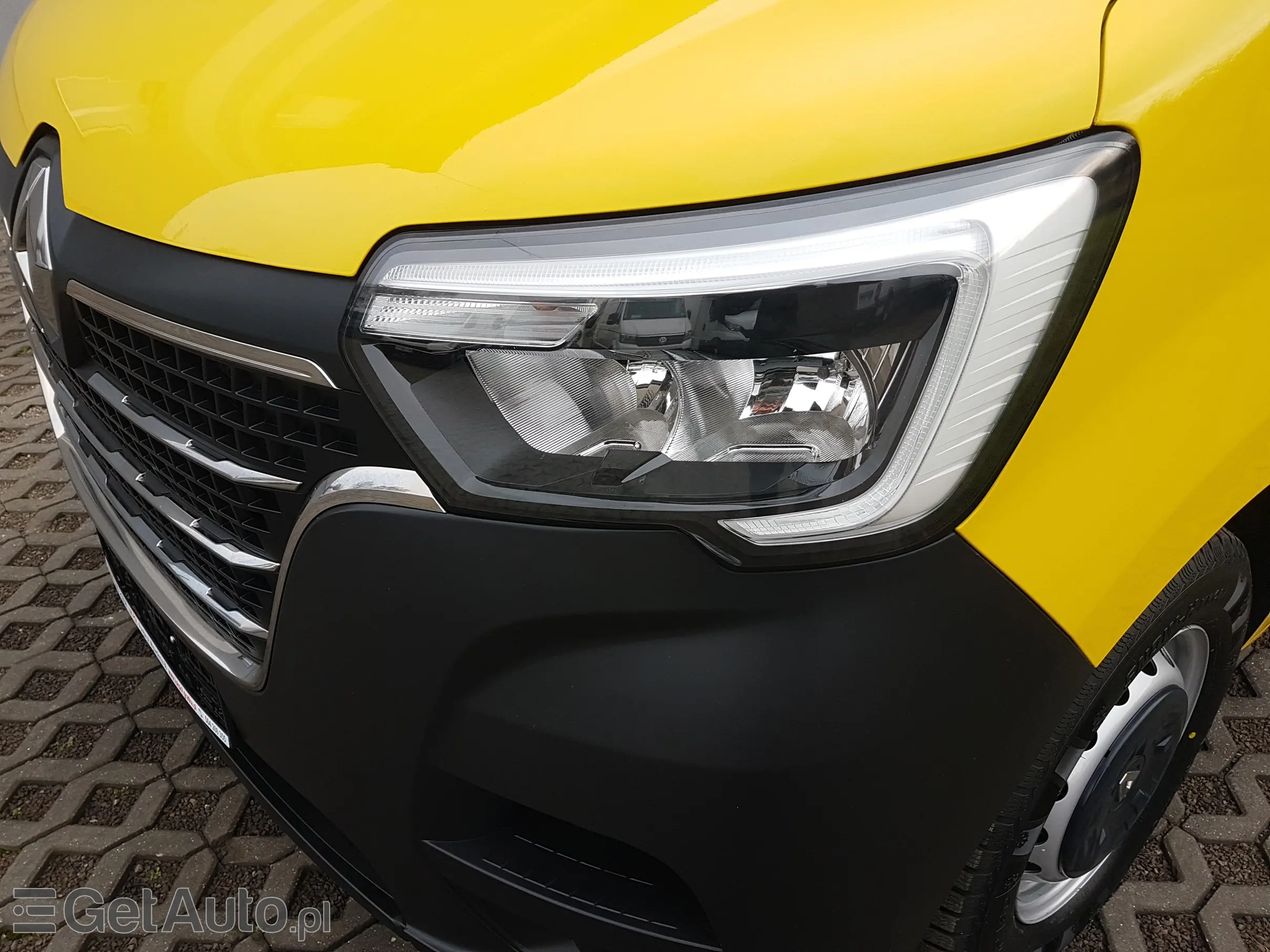 RENAULT Master FWD 8EP KONTENER 4,22x2,23x2,24 KLIMA MANUAL 6-BIEGÓ