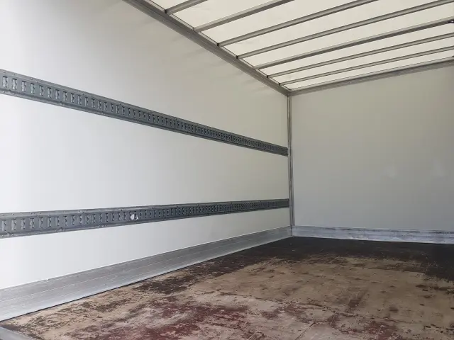 RENAULT Master FWD 8EP KONTENER 4,22x2,23x2,24 KLIMA MANUAL 6-BIEGÓ