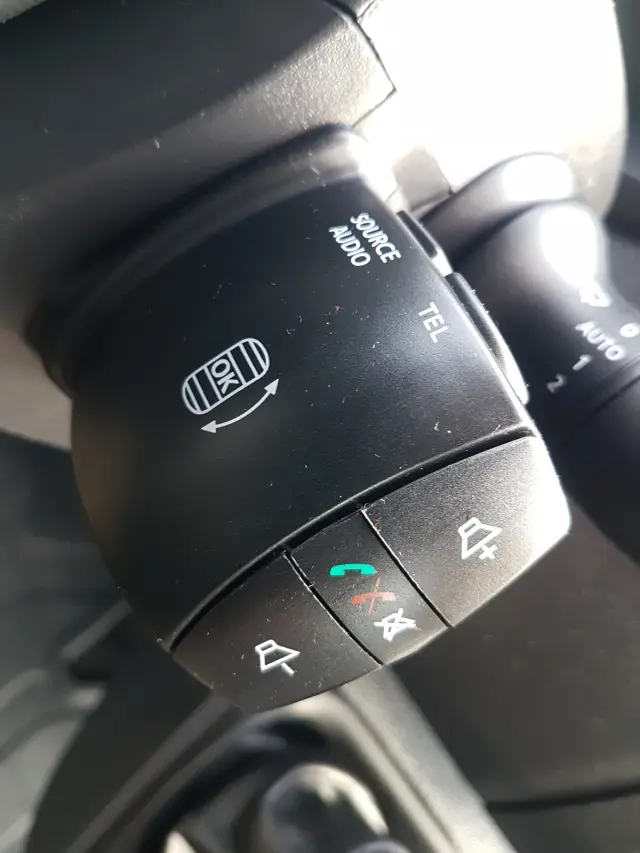 RENAULT Master FWD 8EP KONTENER 4,22x2,23x2,24 KLIMA MANUAL 6-BIEGÓ