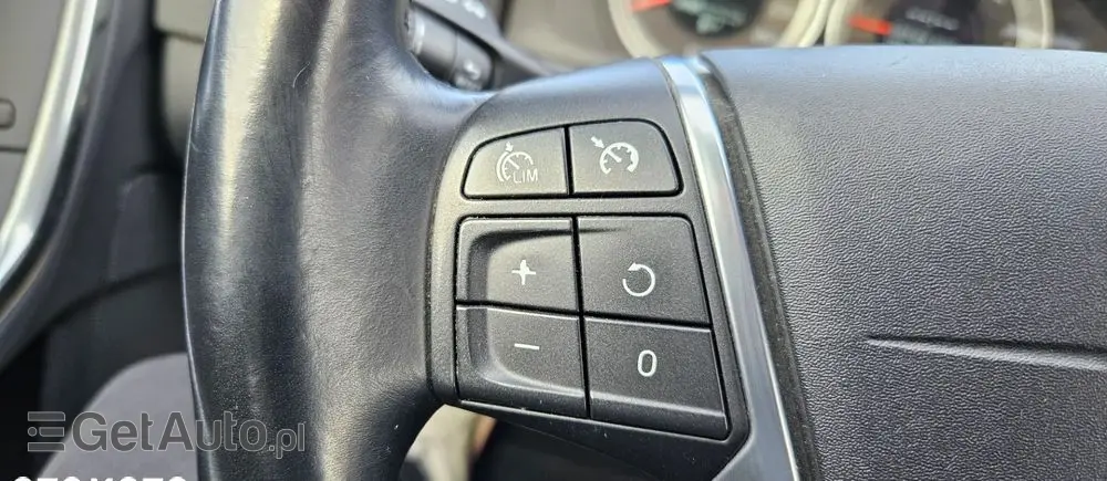 VOLVO S60 D3 Geartronic Momentum