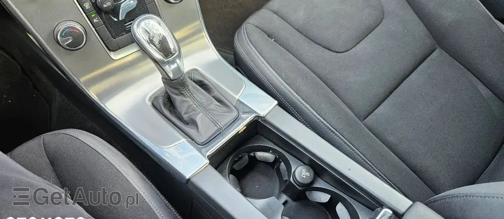 VOLVO S60 D3 Geartronic Momentum