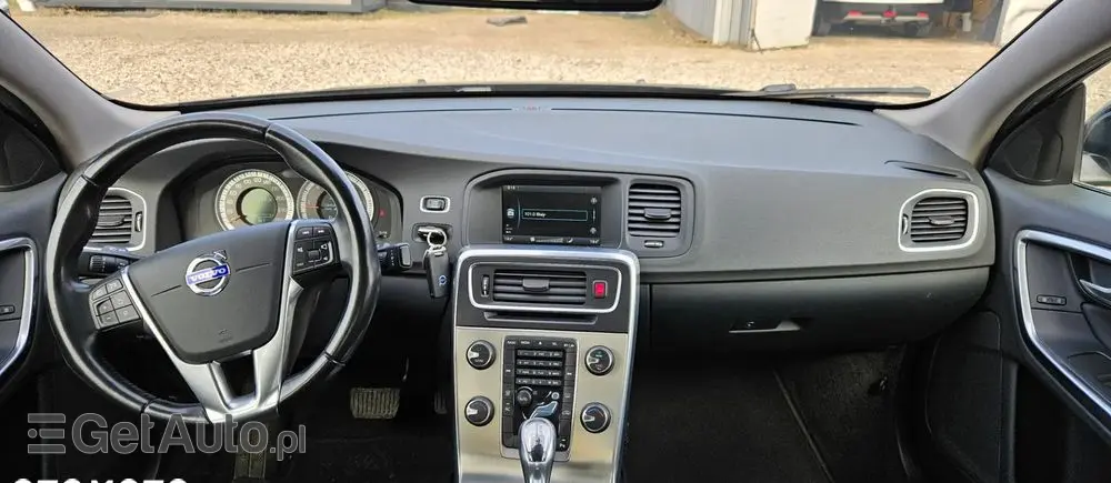 VOLVO S60 D3 Geartronic Momentum