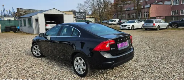 VOLVO S60 D3 Geartronic Momentum