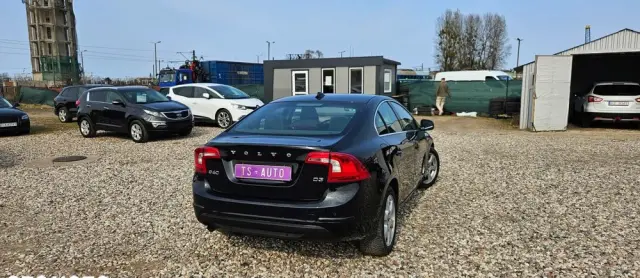 VOLVO S60 D3 Geartronic Momentum