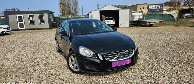 VOLVO S60 D3 Geartronic Momentum